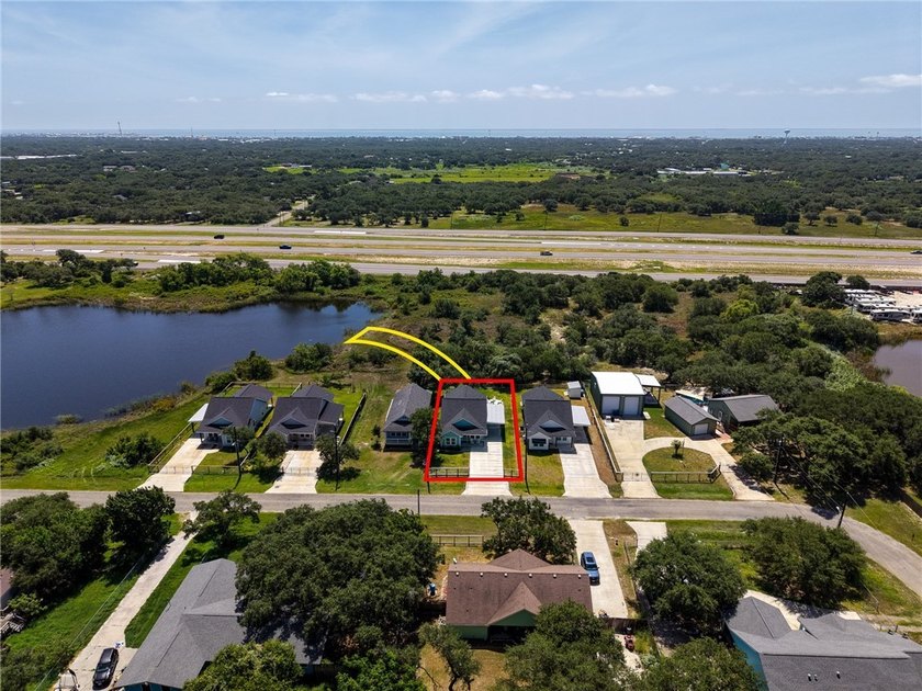 Coastal Living at Its Finest - Privacy, Nature &amp; Endless - photo 4