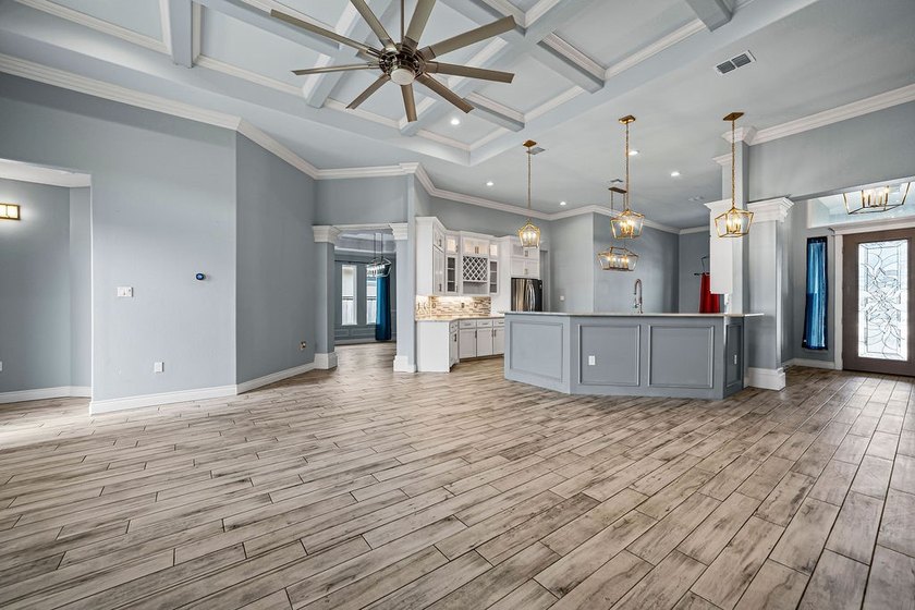 Experience luxury living in this stunning custom-built home - photo 5