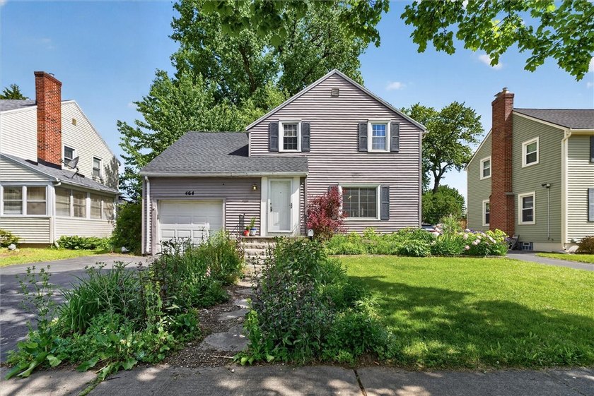 Welcome to 464 Harwick Road in Irondequoit NY! This charming - photo 2