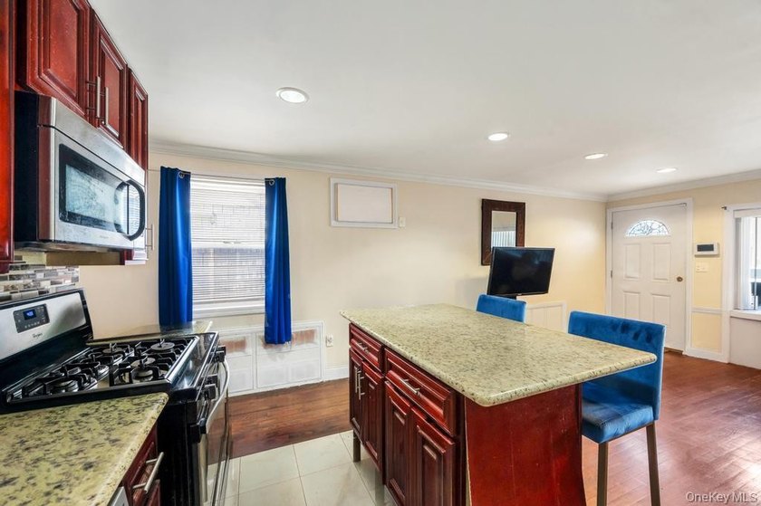 Welcome to 1536 East 51st Street, a beautifully maintained - photo 12