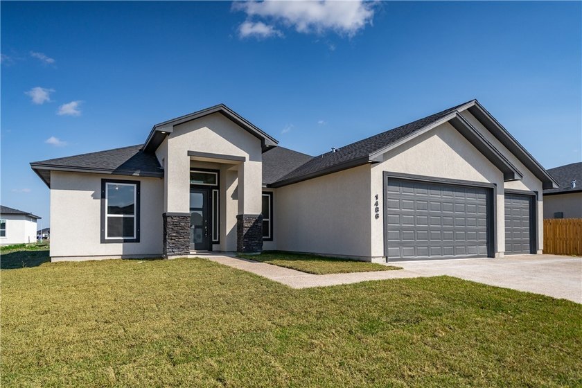 Builder is offering up to $10,000 toward the buyer's closing - photo 4