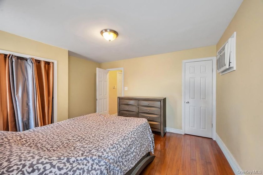 Welcome to 1536 East 51st Street, a beautifully maintained - photo 16