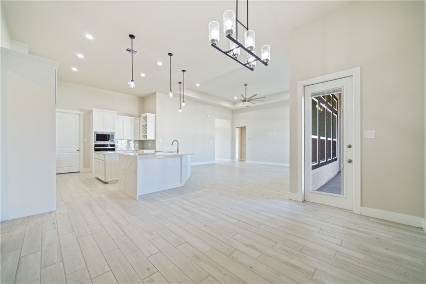 Builder is offering up to $10,000 toward the buyer's closing - photo 9