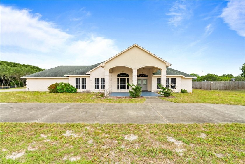 Situated on approximately 1.07 acres in the desirable Flour - photo 2