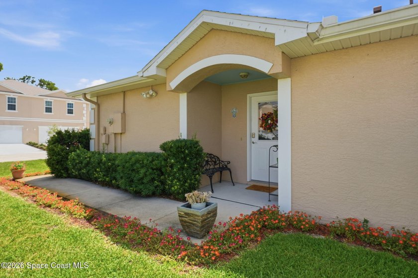 Beautiful Arbor Ridge Community. Home features 3 Bedrooms ,2 - photo 6