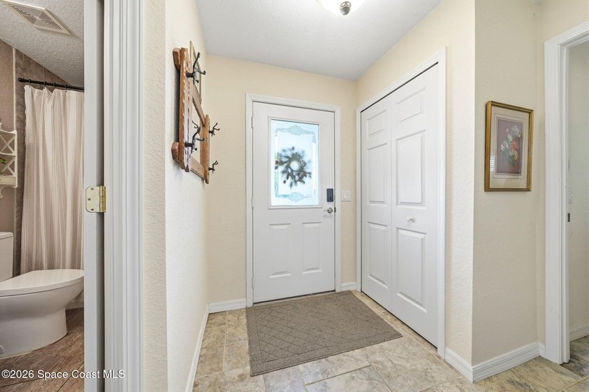 Beautiful Arbor Ridge Community. Home features 3 Bedrooms ,2 - photo 8