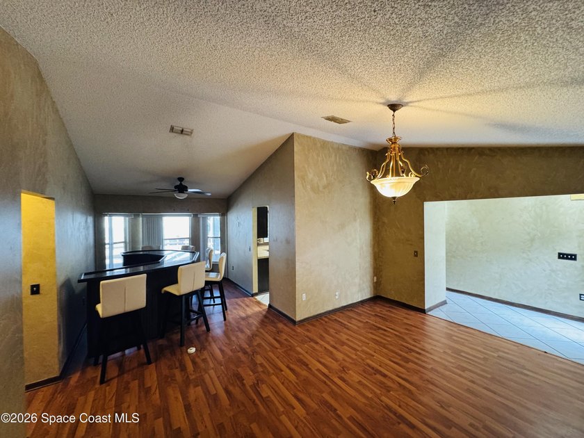 Opportunity awaits with this spacious 5-bedroom, 2-bath home - photo 5