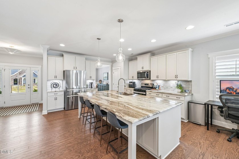 Welcome to 3451 Castlerock Drive, a quiet street in sought after - photo 10