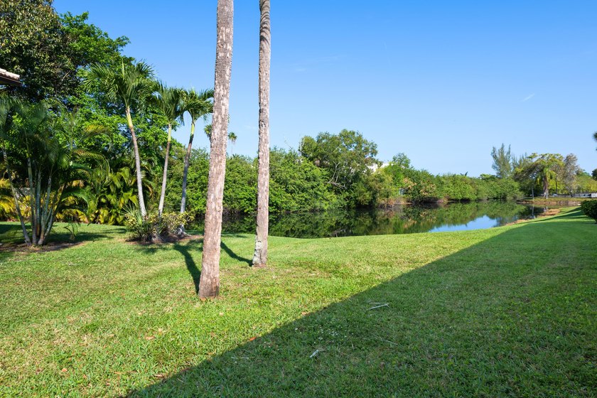 Look no further...This First Floor unit in an all age, tucked - photo 17