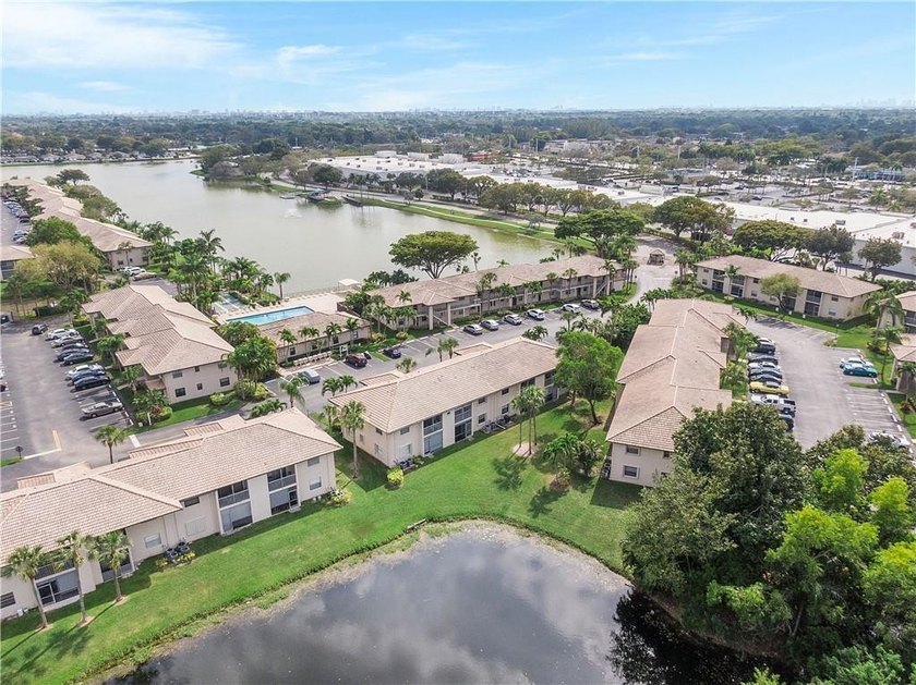 Look no further...This First Floor unit in an all age, tucked - photo 21