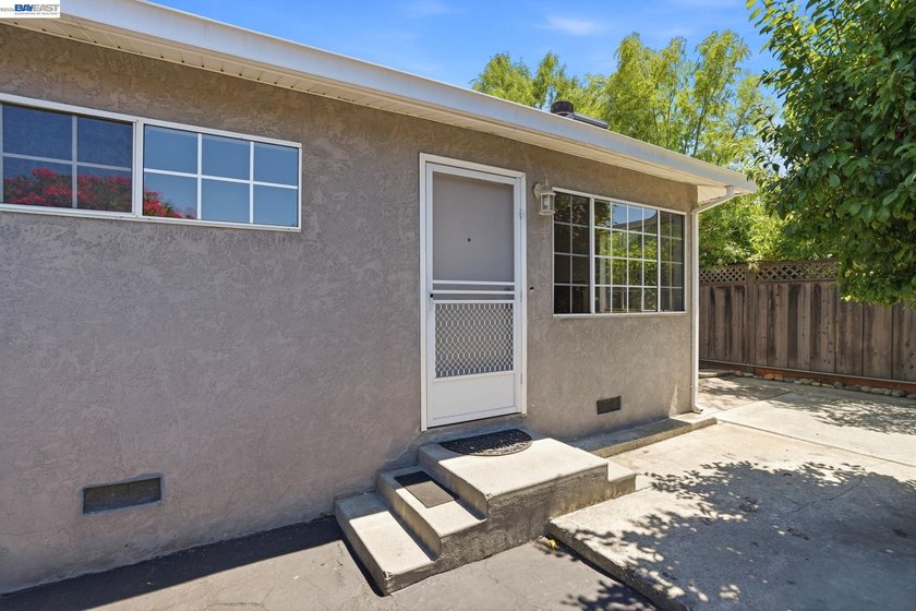 Excellent investment opportunity in the heart of Redwood City! - photo 31