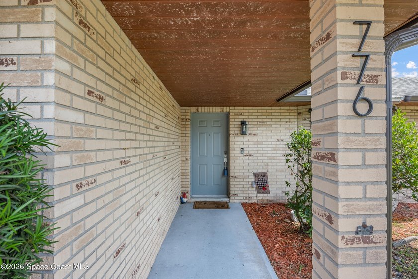 Enjoy a split floor plan along with laundry room being under air - photo 2