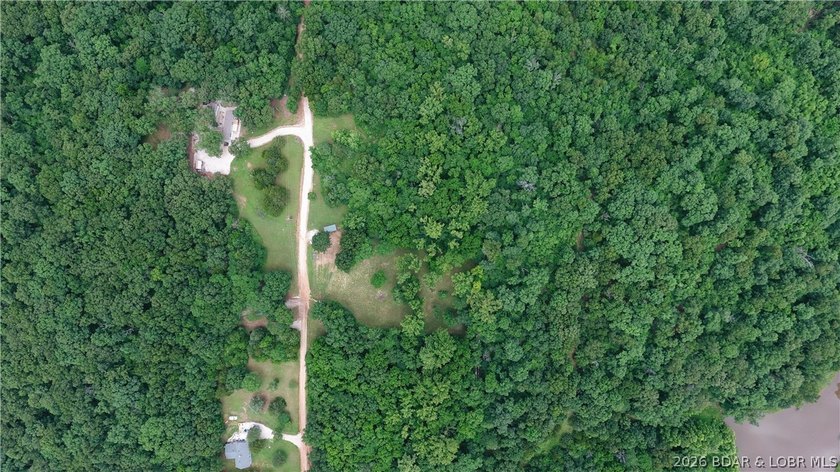 Beautiful 30 +/- acre property just minutes from Lake Ozark! The - photo 13