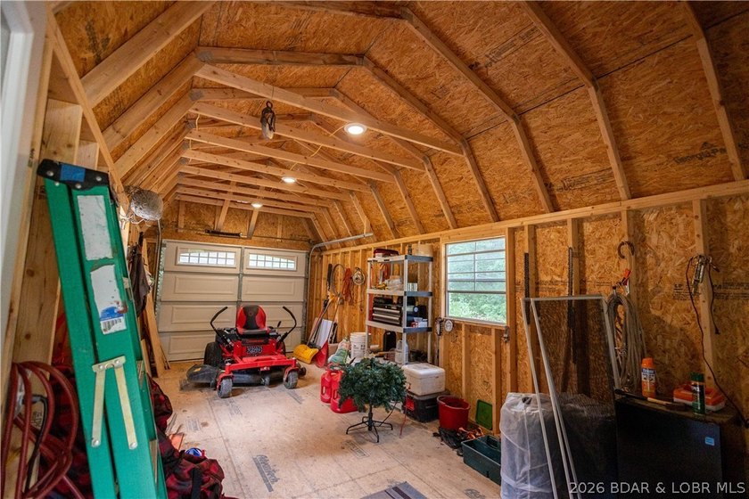 Beautiful 30 +/- acre property just minutes from Lake Ozark! The - photo 20