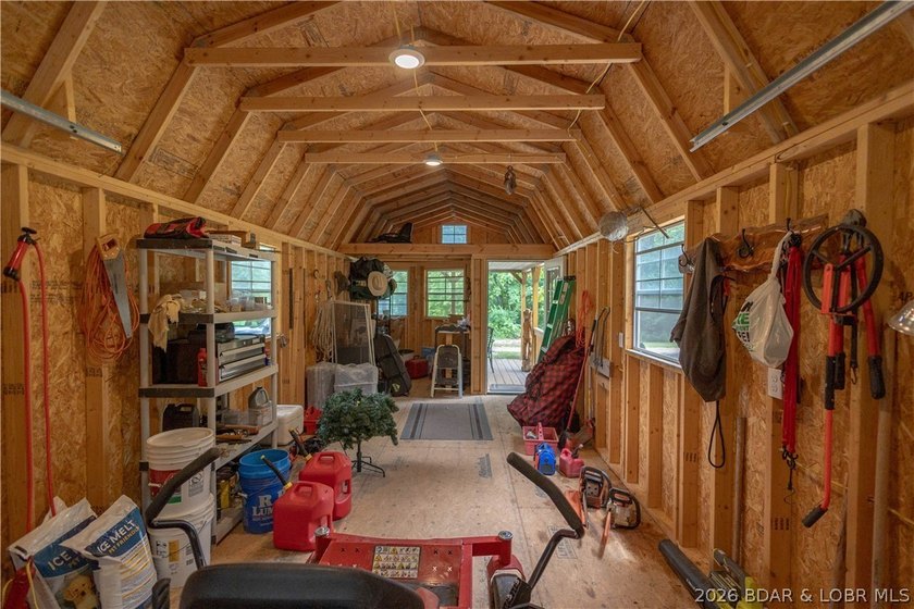 Beautiful 30 +/- acre property just minutes from Lake Ozark! The - photo 21
