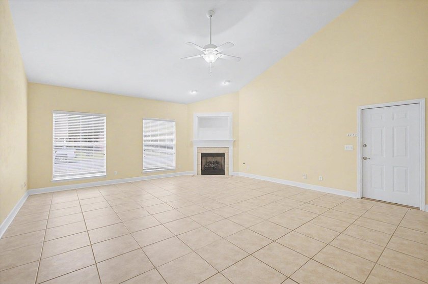 CHARMING GOOSE CREEK HOME IN DESIRABLE BUCKLAKE AREA! Spacious 3 - photo 16