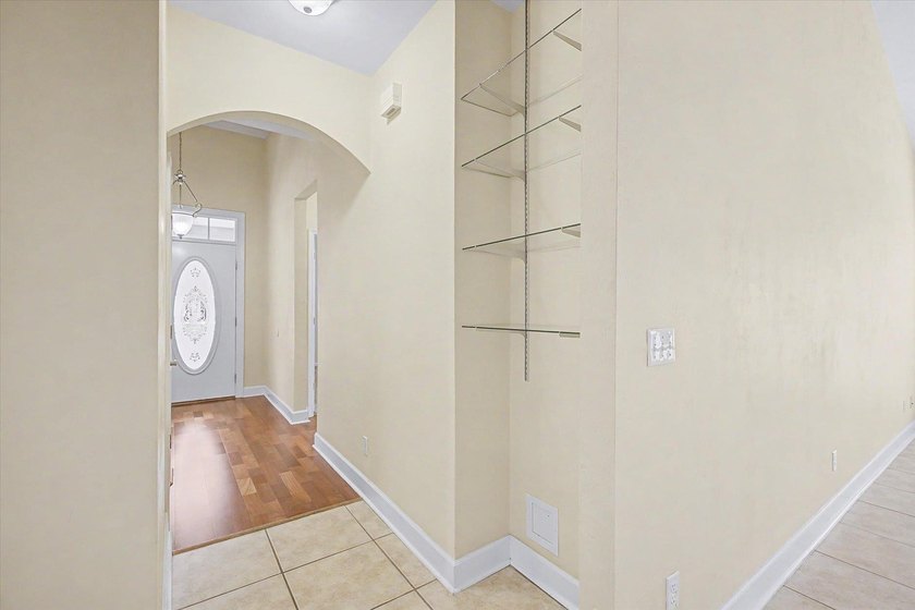 CHARMING GOOSE CREEK HOME IN DESIRABLE BUCKLAKE AREA! Spacious 3 - photo 17