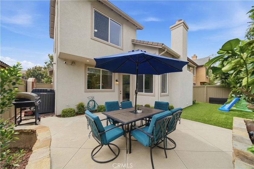This beautiful former model home is located in the desirable - photo 32
