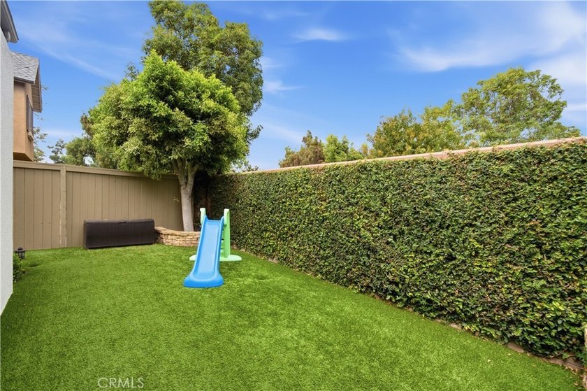 This beautiful former model home is located in the desirable - photo 33