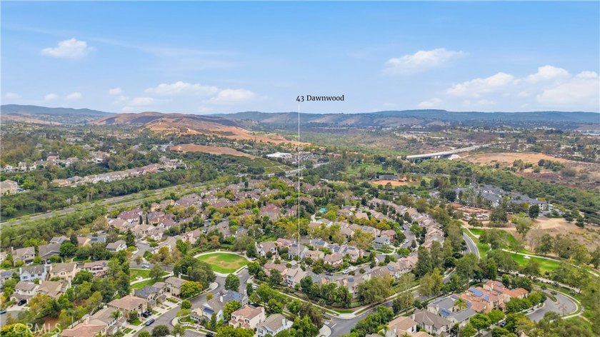 This beautiful former model home is located in the desirable - photo 41