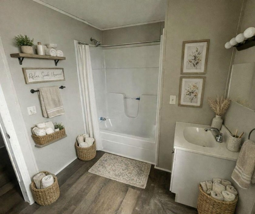 Right now, you could own a 2005 model 3 bed/2 bath, 1056 sq. ft - photo 6