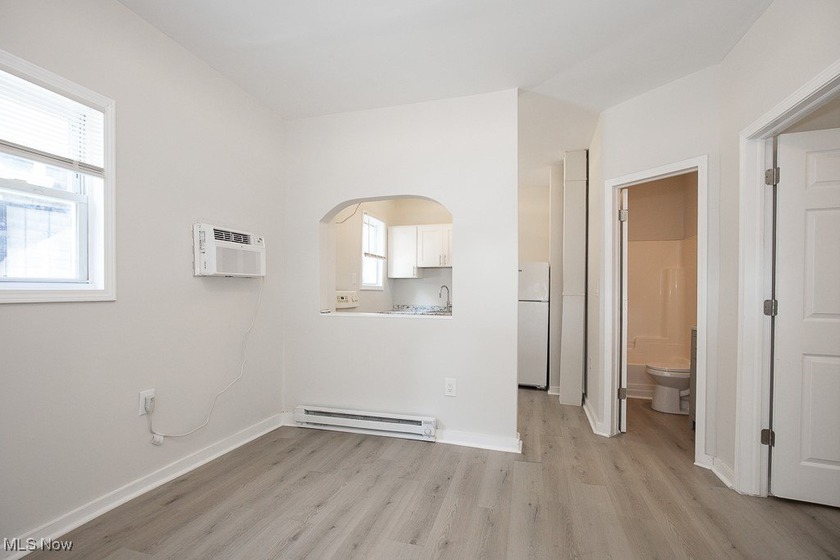 Welcome to 4915 Tillman Ave in Cleveland's Detroit-Shoreway! - photo 4