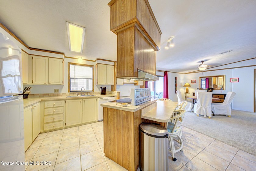 Snug Harbors 55+ community is a fantastic option for those - photo 9