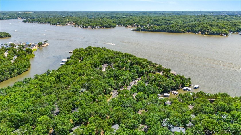 Excellent investment opportunity in the heart of Osage Beach! - photo 20