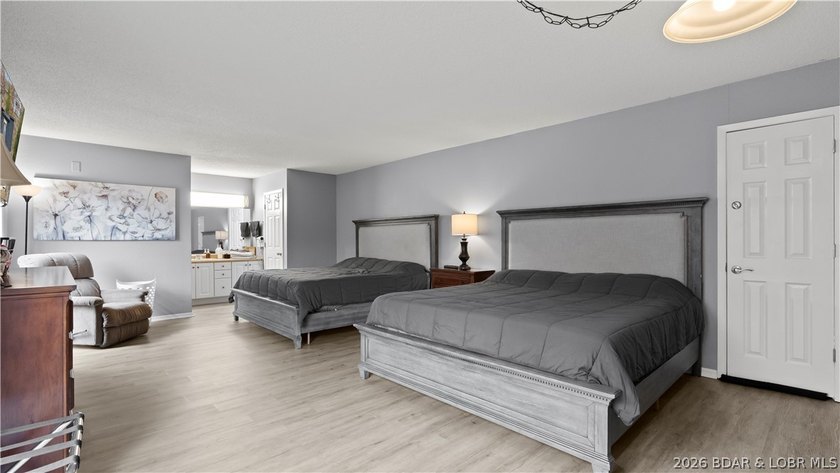 Excellent investment opportunity in the heart of Osage Beach! - photo 43