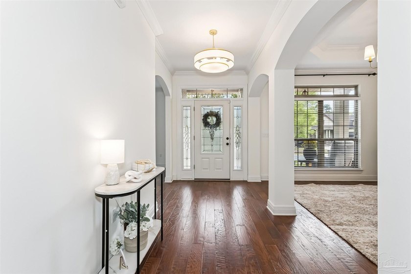 Back on market, No fault of the seller!! Beautiful premier - photo 3