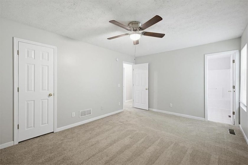 Attention Gainesville, Georgia! Welcome to your dream home-a - photo 14