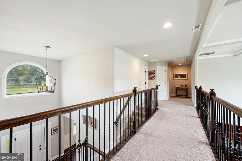 Welcome to 73 Palomino Drive, a spacious and versatile home - photo 29
