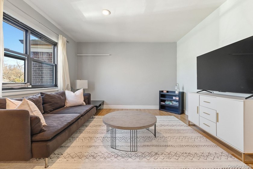 Experience the perfect blend of modern elegance and everyday - photo 3