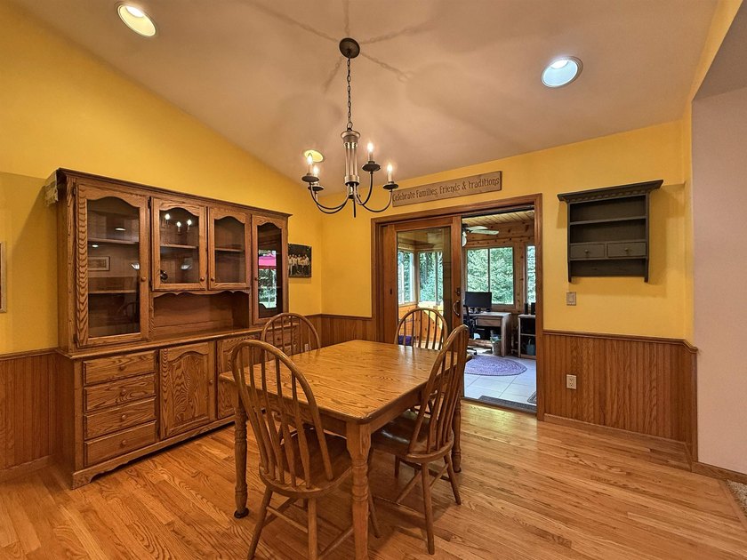 Beautiful rural 4 bedroom home! 2.38 wooded private acres not - photo 12