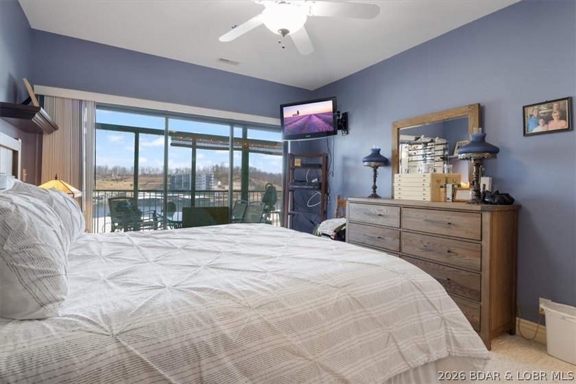 WHEEL CHAIR ACCESSIBLE/No Steps into home, Elevators to pool and - photo 15