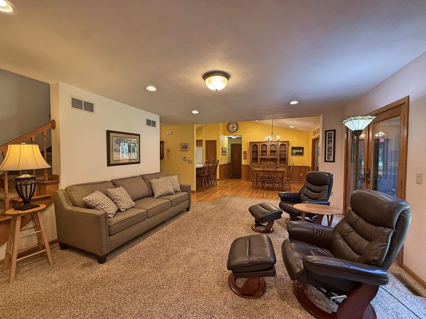 Beautiful rural 4 bedroom home! 2.38 wooded private acres not - photo 23