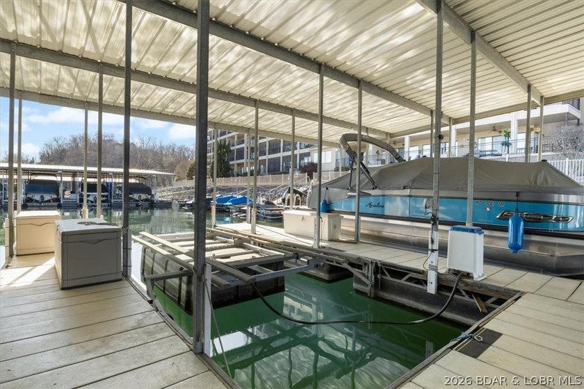 WHEEL CHAIR ACCESSIBLE/No Steps into home, Elevators to pool and - photo 24