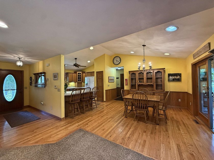 Beautiful rural 4 bedroom home! 2.38 wooded private acres not - photo 24