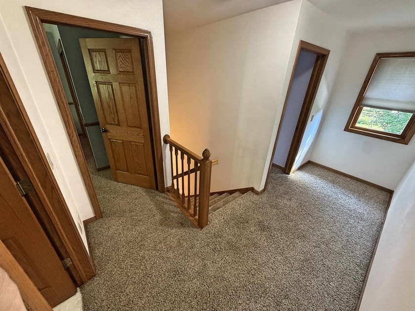 Beautiful rural 4 bedroom home! 2.38 wooded private acres not - photo 30