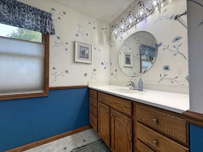 Beautiful rural 4 bedroom home! 2.38 wooded private acres not - photo 35