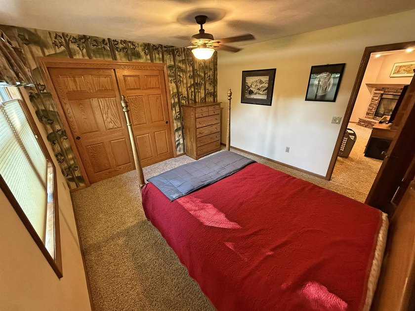 Beautiful rural 4 bedroom home! 2.38 wooded private acres not - photo 41