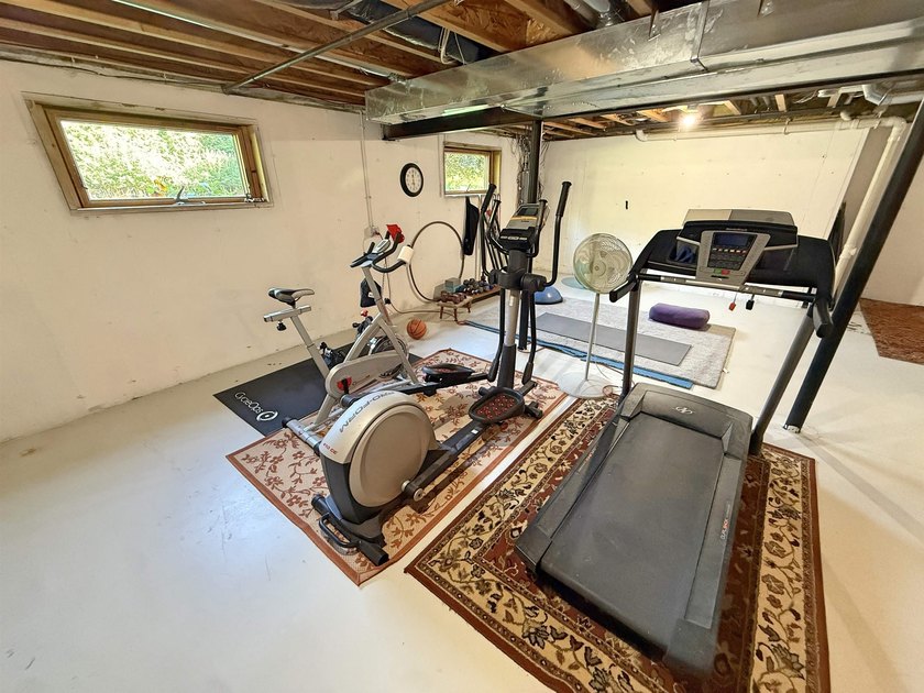 Beautiful rural 4 bedroom home! 2.38 wooded private acres not - photo 44