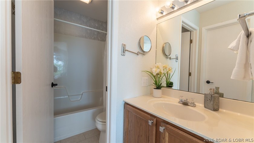 Experience lake living with this fully turn-key 2-bedroom - photo 12