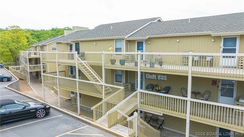 Experience lake living with this fully turn-key 2-bedroom - photo 26