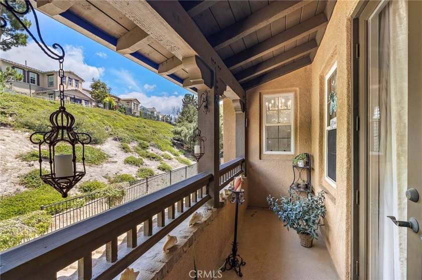 Perched on an elevated cul-de-sac in the guard-gated community - photo 29