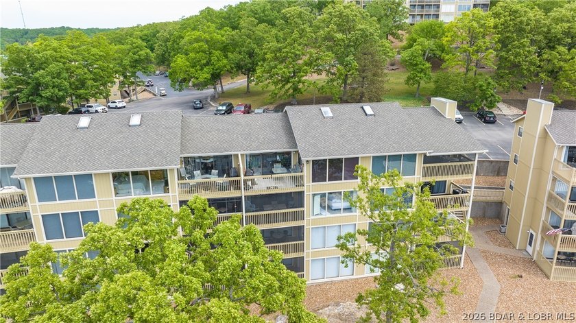 Experience lake living with this fully turn-key 2-bedroom - photo 31