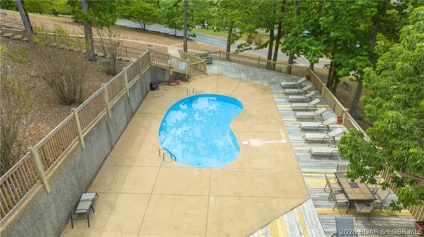 Experience lake living with this fully turn-key 2-bedroom - photo 32
