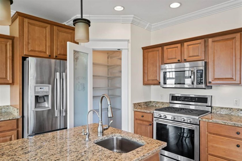 Experience refined living in this beautifully appointed - photo 8
