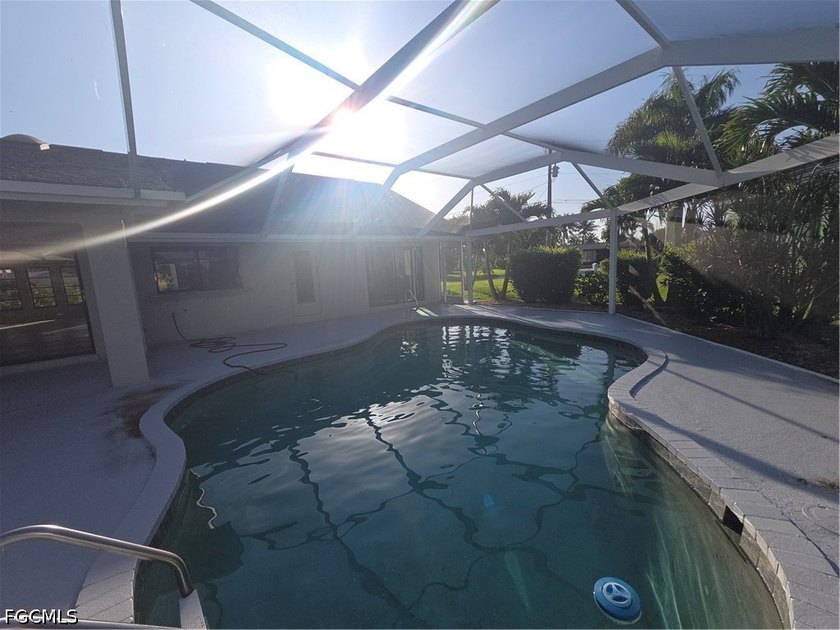 Recently Updated ,Bath,Kitchen ,Flooring/Water views/Large under - photo 13