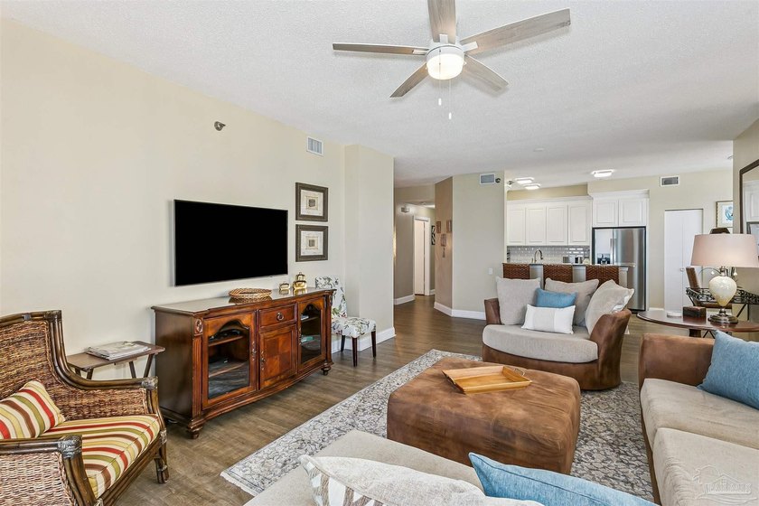 MUST-SEE 3-BEDROOM, 3 BATHROOM RESIDENCE IN BEACH COLONY TOWER - photo 8